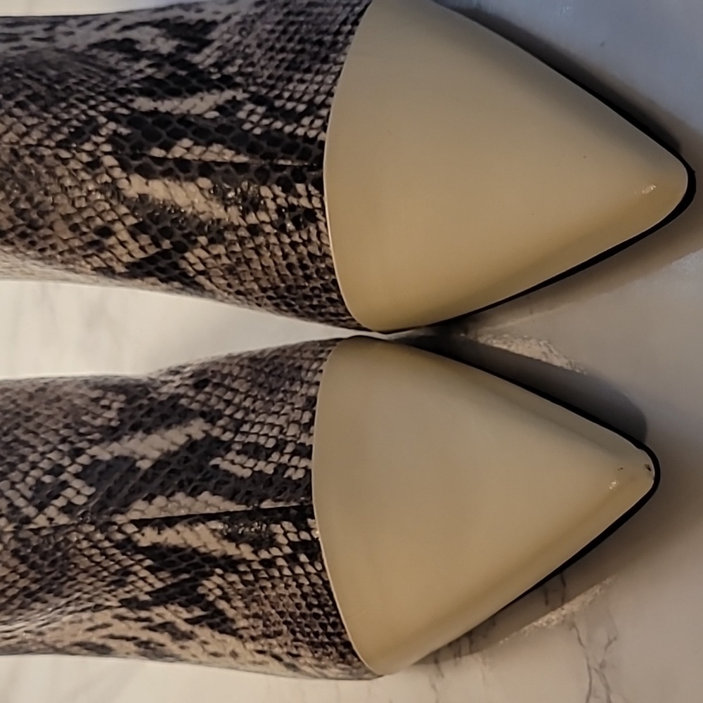 RAG & BONE BEHA LEATHER BOOT - BLACK /WHITE MULTI SIZE 10 - Picture 17 of 17